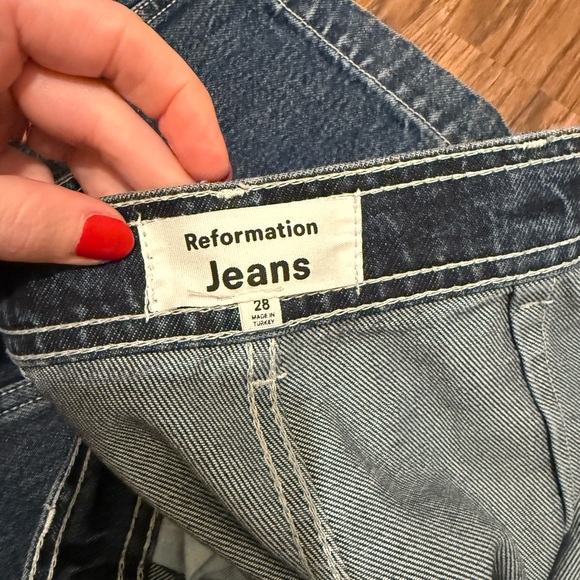 Reformation Wide Leg Jeans - Size 28 - Picture 2 of 6